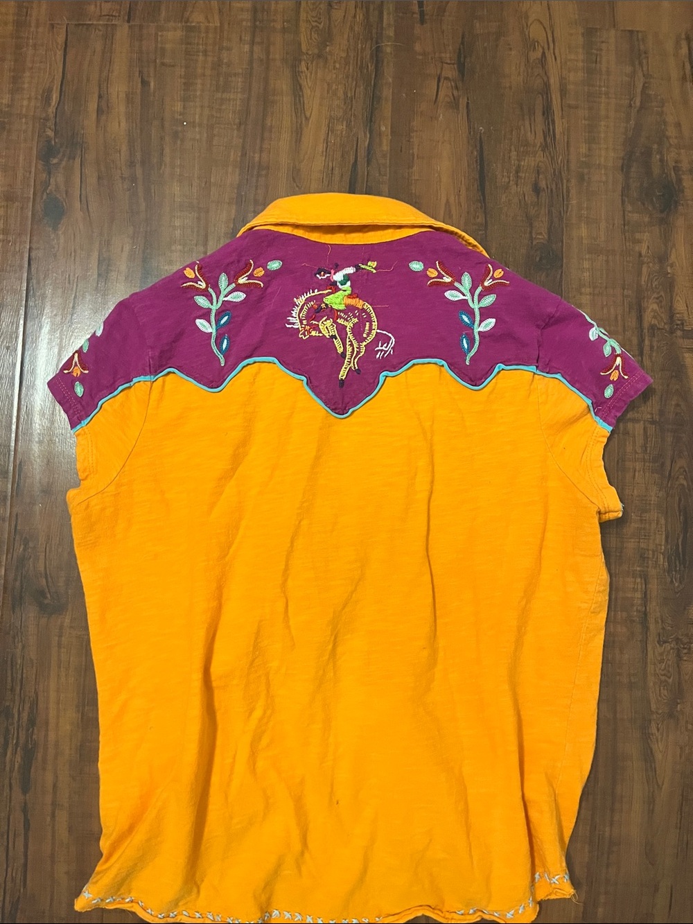Double D Ranch cap sleeve blouse - Picture 4 of 7